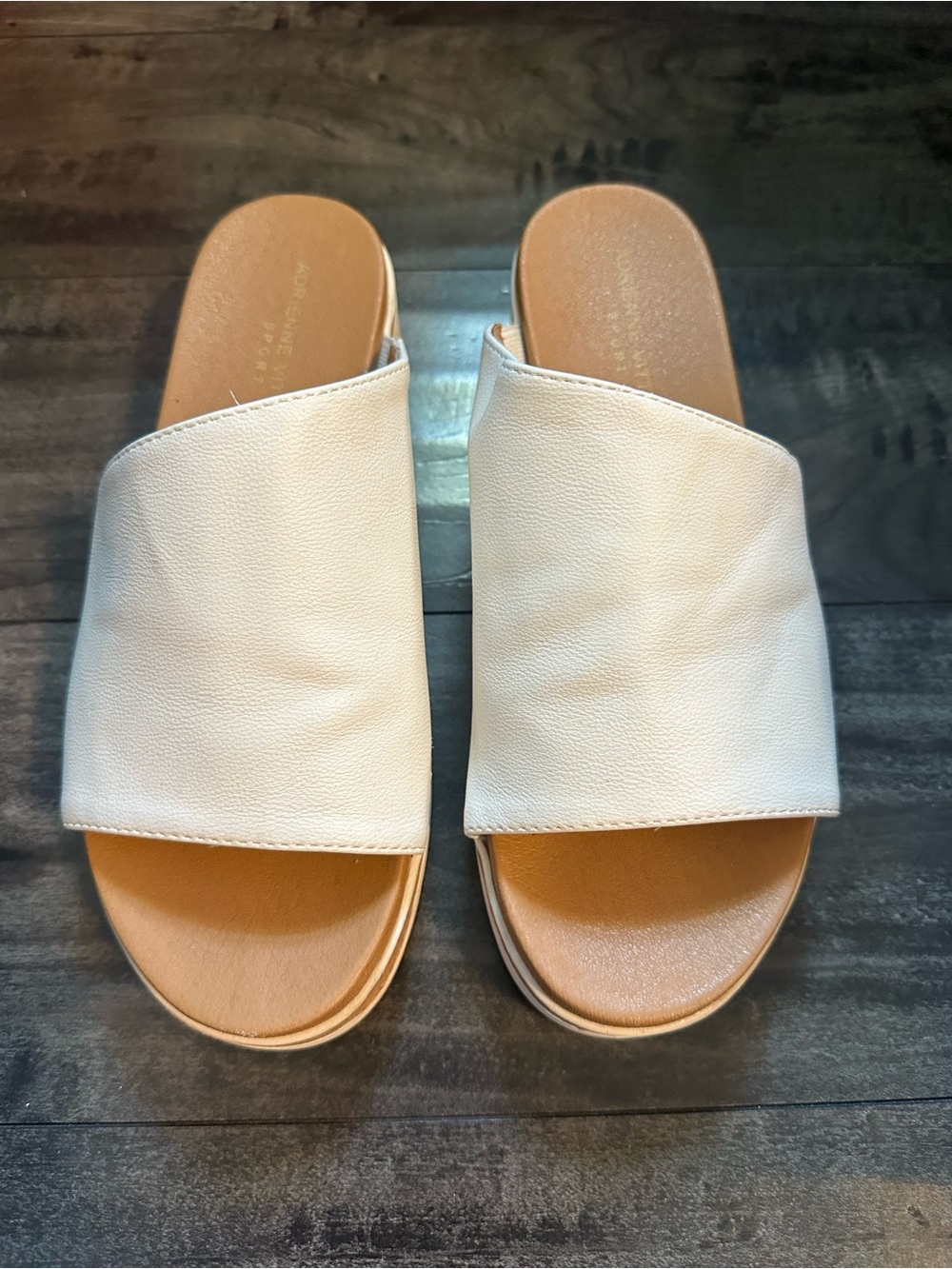 Adrienne Vittadini Cream Wide-Band Slide Sandals
